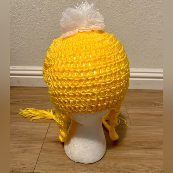 Lot Of 4 Crocheted Animal Beanie with Side Braids Pig Lion Panda Chicken NEW - Picture 6 of 10